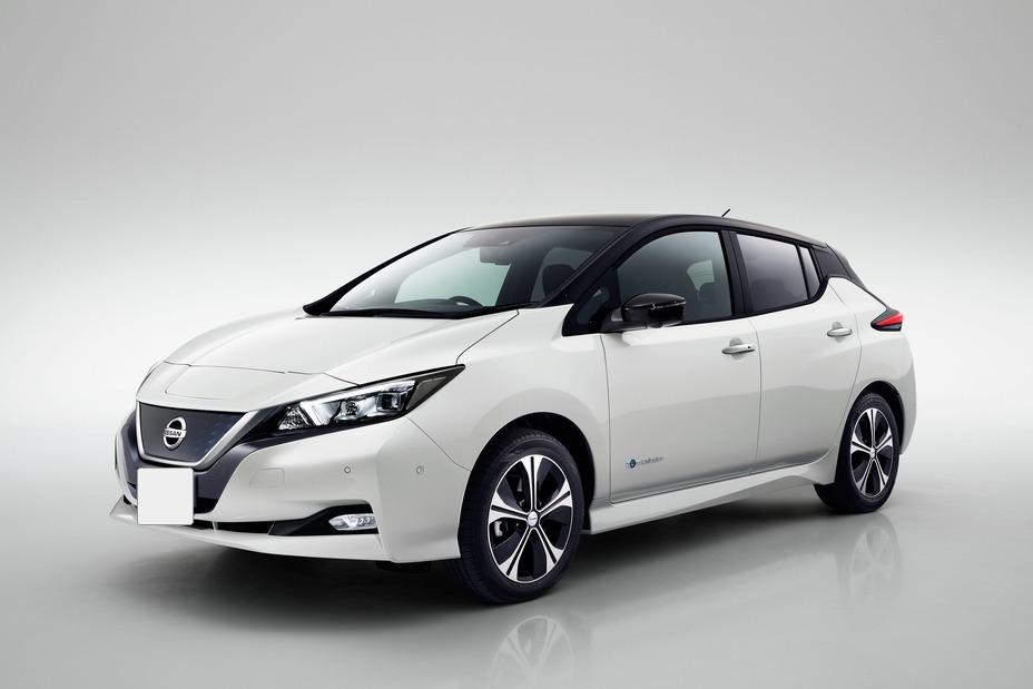 Second-generation Nissan Leaf, front three-quarter view